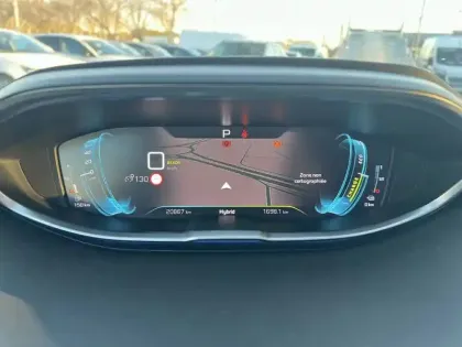 Photo 11 Peugeot 3008  Hybrid 225 e-EAT8