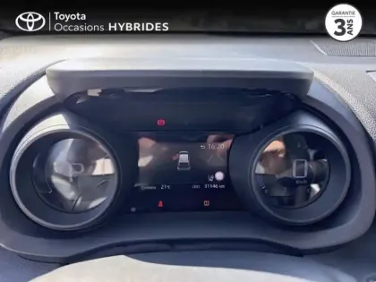 Photo 13 Toyota Yaris  116h Design 5p MY22