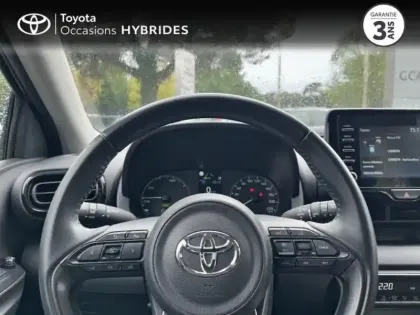 Photo 12 Toyota Yaris  116h Dynamic 5p MY22