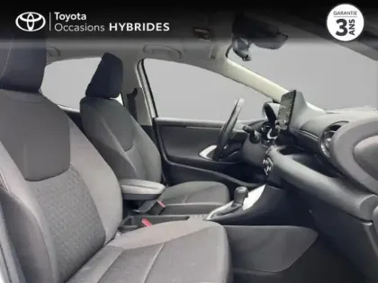 Photo 5 Toyota Yaris  116h Dynamic 5p MY22