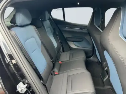 Photo 9 Volvo Ex30 Gén. I Ph1 Plus 5