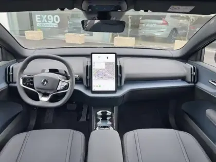 Photo 7 Volvo Ex30 Gén. I Ph1 Plus 5