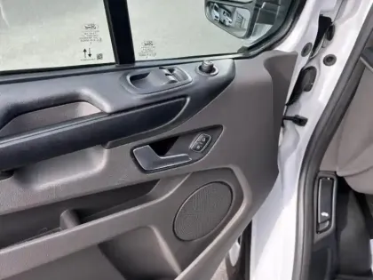 Photo 10 Ford Custom Gén. I Ph2 Trend Business 4