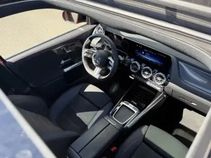 Photo 25 Mercedes GLA Gén. II (H247) Ph2 AMG Line 5