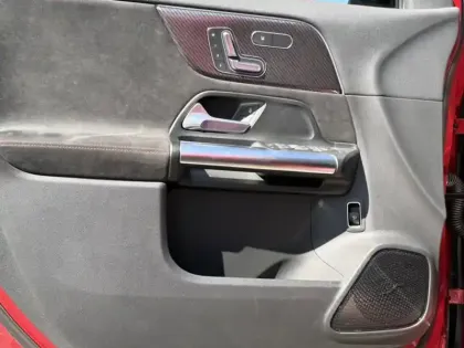 Photo 33 Mercedes GLA Gén. II (H247) Ph2 AMG Line 5