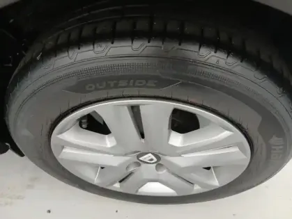 Photo 9 Dacia Sandero ECO-G 100 Stepway Essentiel