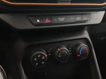 Photo 16 Dacia Sandero ECO-G 100 Stepway Essentiel