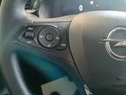 Photo 18 Opel Corsa  Electrique 136 ch & Batterie 50 kw/h Elegance