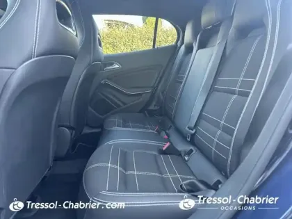 Photo 21 Mercedes GLA Classe  200 d Sensation 7-G DCT A