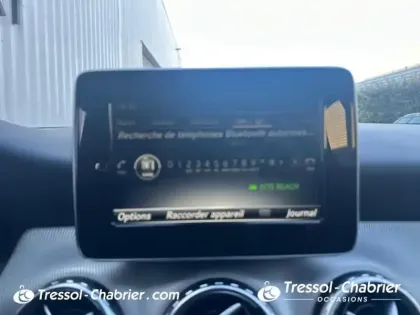 Photo 20 Mercedes GLA Classe  200 d Sensation 7-G DCT A