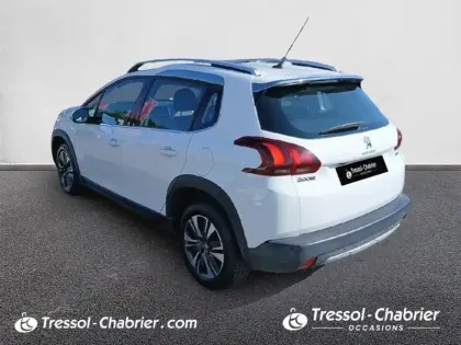 Photo 29 Peugeot 2008  1.2 PureTech 110ch S&S BVM5 Allure