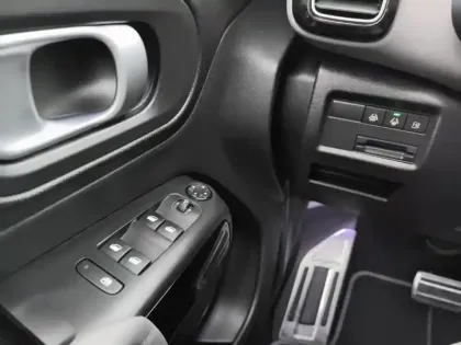 Photo 19 Citroën C5 aircross  Hybride Rechargeable 225 S&S e-EAT8 Shine