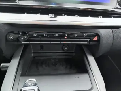 Photo 12 Citroën C5 aircross  Hybride Rechargeable 225 S&S e-EAT8 Shine