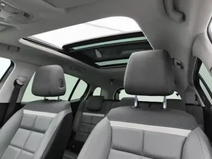 Photo 24 Citroën C5 aircross  Hybride Rechargeable 225 S&S e-EAT8 Shine