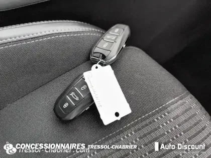 Photo 15 Peugeot 308  BlueHDi 130ch S&S EAT8 Allure