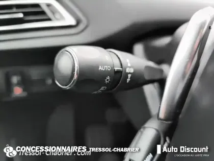 Photo 17 Peugeot 308  BlueHDi 130ch S&S EAT8 Allure