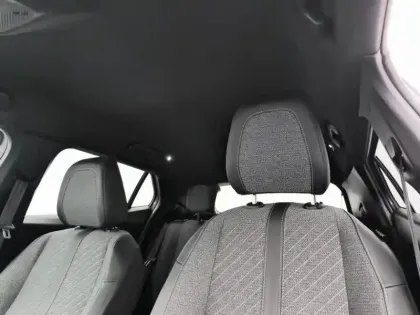 Photo 24 Peugeot 2008  PureTech 130 S&S EAT8 Allure