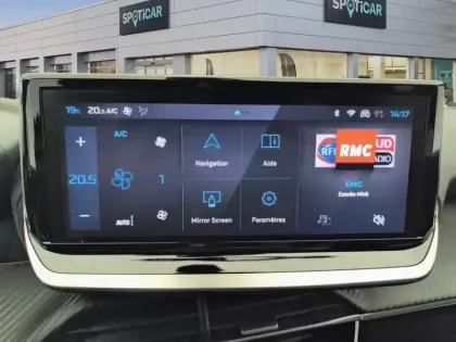 Photo 21 Peugeot 2008  PureTech 130 S&S EAT8 Allure