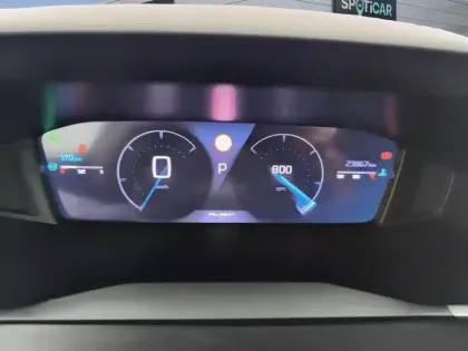 Photo 20 Peugeot 2008  PureTech 130 S&S EAT8 Allure