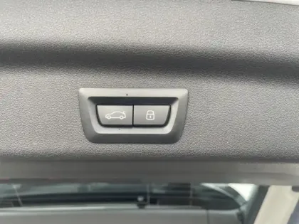 Photo 8 BMW X1  sDrive18d 150ch M Sport First Edition Plus