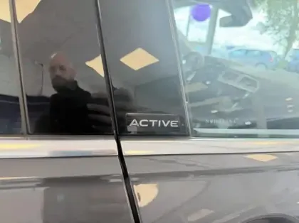 Photo 13 Volkswagen Tiguan  2.0 TDI 150ch Life DSG7