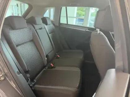 Photo 6 Volkswagen Tiguan  2.0 TDI 150ch Life DSG7