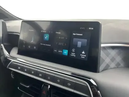 Photo 11 Mg Mg3  Hybrid+ 195ch Luxury