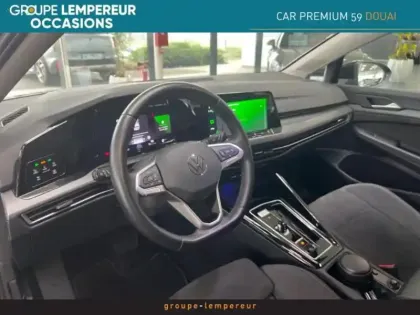 Photo 12 Volkswagen Golf  1.5 eTSI OPF 130ch Style DSG7