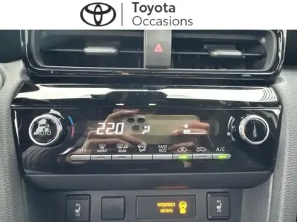 Photo 10 Toyota Yaris  Cross 116h Design MY25