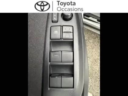 Photo 12 Toyota Yaris  Cross 116h Design MY25