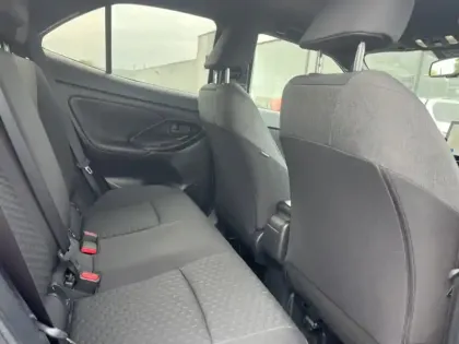 Photo 10 Toyota Yaris 1.5 HYBRID 116H DESIGN