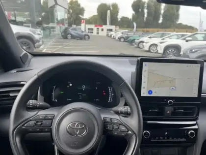 Photo 14 Toyota Yaris 1.5 HYBRID 116H DESIGN