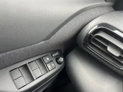 Photo 20 Toyota Yaris 1.5 HYBRID 116H DESIGN