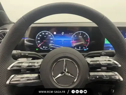 Photo 14 Mercedes Classe A 200 d AMG Line