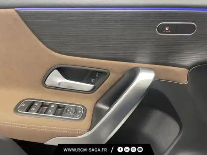 Photo 12 Mercedes Classe A 200 d AMG Line