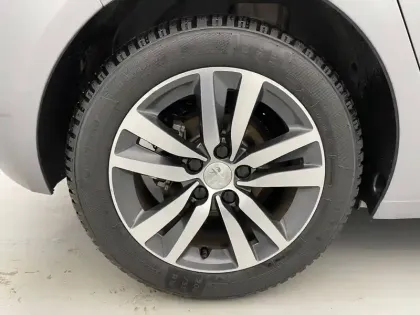 Photo 49 Peugeot 308  PureTech 110ch S&S BVM6