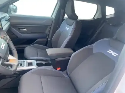 Photo 25 Dacia Duster  Hybrid 140