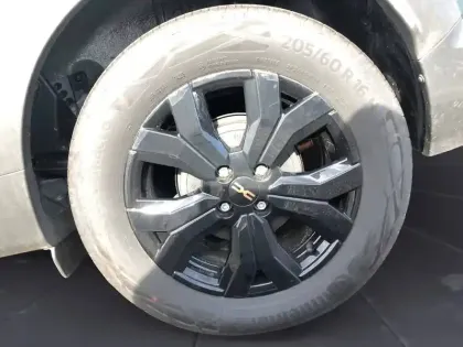 Photo 24 Dacia Jogger  Hybrid 140 7 places GSR2