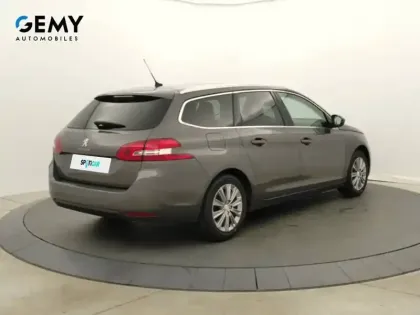 Photo 17 Peugeot 308  SW PureTech 130ch S&S EAT8