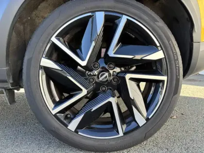 Photo 47 Nissan Juke  HYBRID 143