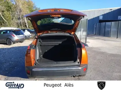 Photo 5 Peugeot 2008  PureTech 100 S&S BVM6