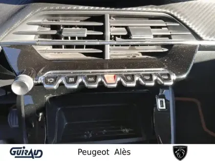 Photo 15 Peugeot 2008  PureTech 100 S&S BVM6