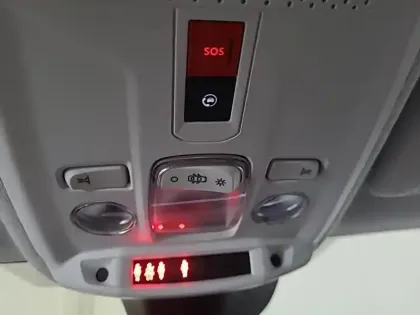 Photo 24 Opel Corsa  Electrique 136 ch & Batterie 50 kw/h