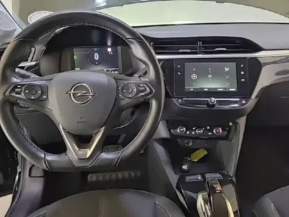 Photo 7 Opel Corsa  Electrique 136 ch & Batterie 50 kw/h