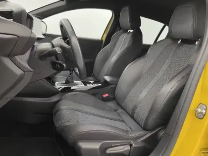 Photo 48 Peugeot 208  PureTech 100 S&S BVM6