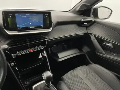 Photo 66 Peugeot 208  PureTech 100 S&S BVM6