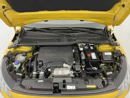 Photo 55 Peugeot 208  PureTech 100 S&S BVM6