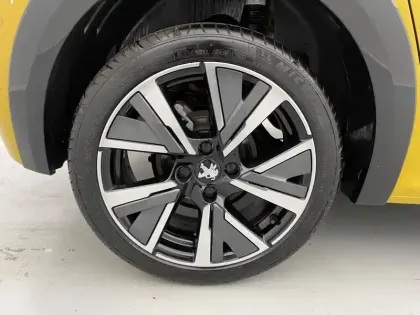 Photo 53 Peugeot 208  PureTech 100 S&S BVM6