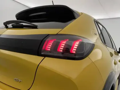 Photo 59 Peugeot 208  PureTech 100 S&S BVM6