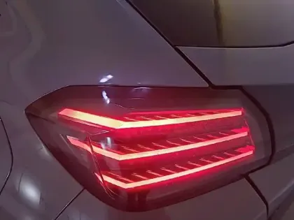 Photo 41 Peugeot 208  Hybrid 145 e-DCS6